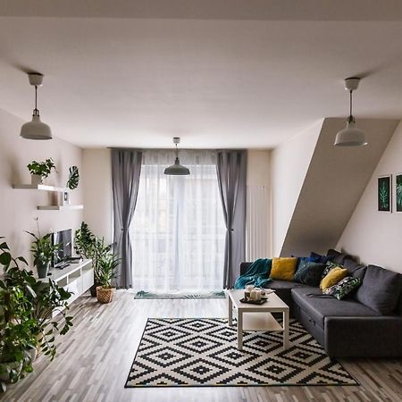 Apartament W Centrum Ustrzyki Dolne Exterior photo
