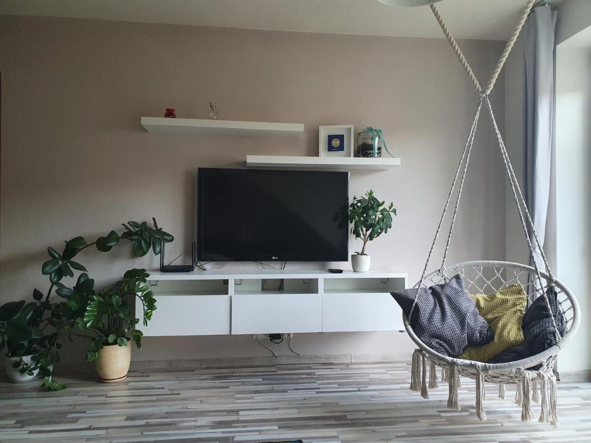 Apartament W Centrum Ustrzyki Dolne Exterior photo